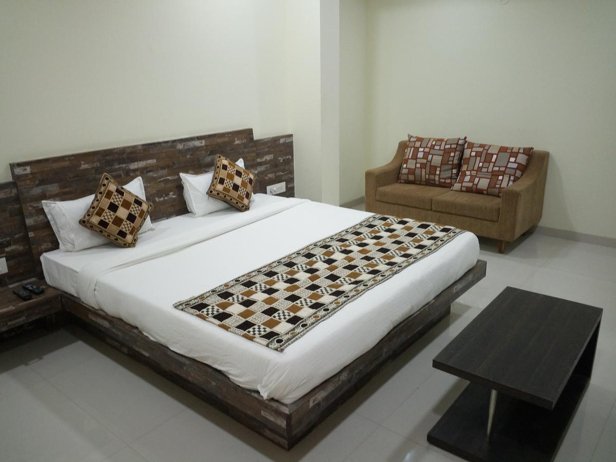 Casa Green Hotel Shirdi Exterior photo